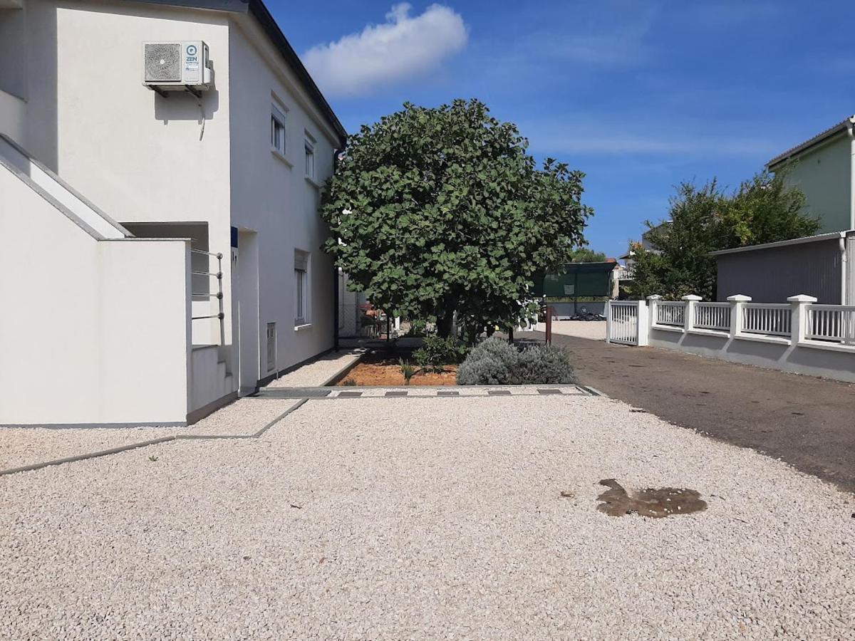 Apartman Bunaric Vir Dış mekan fotoğraf
