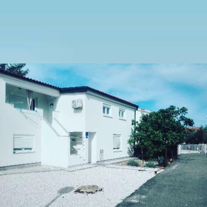 Apartman Bunaric Vir Dış mekan fotoğraf